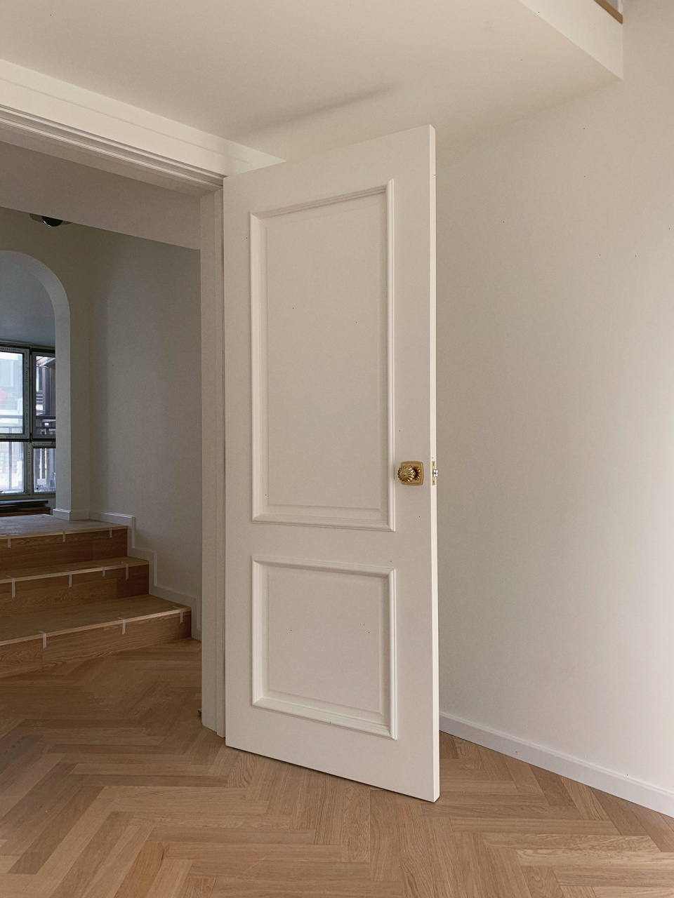 木门06为什么都要纯白色?