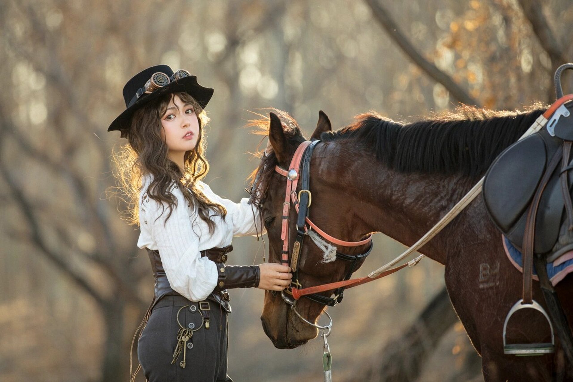 【写真】牛仔女孩 骑马拍照真的好好哦!