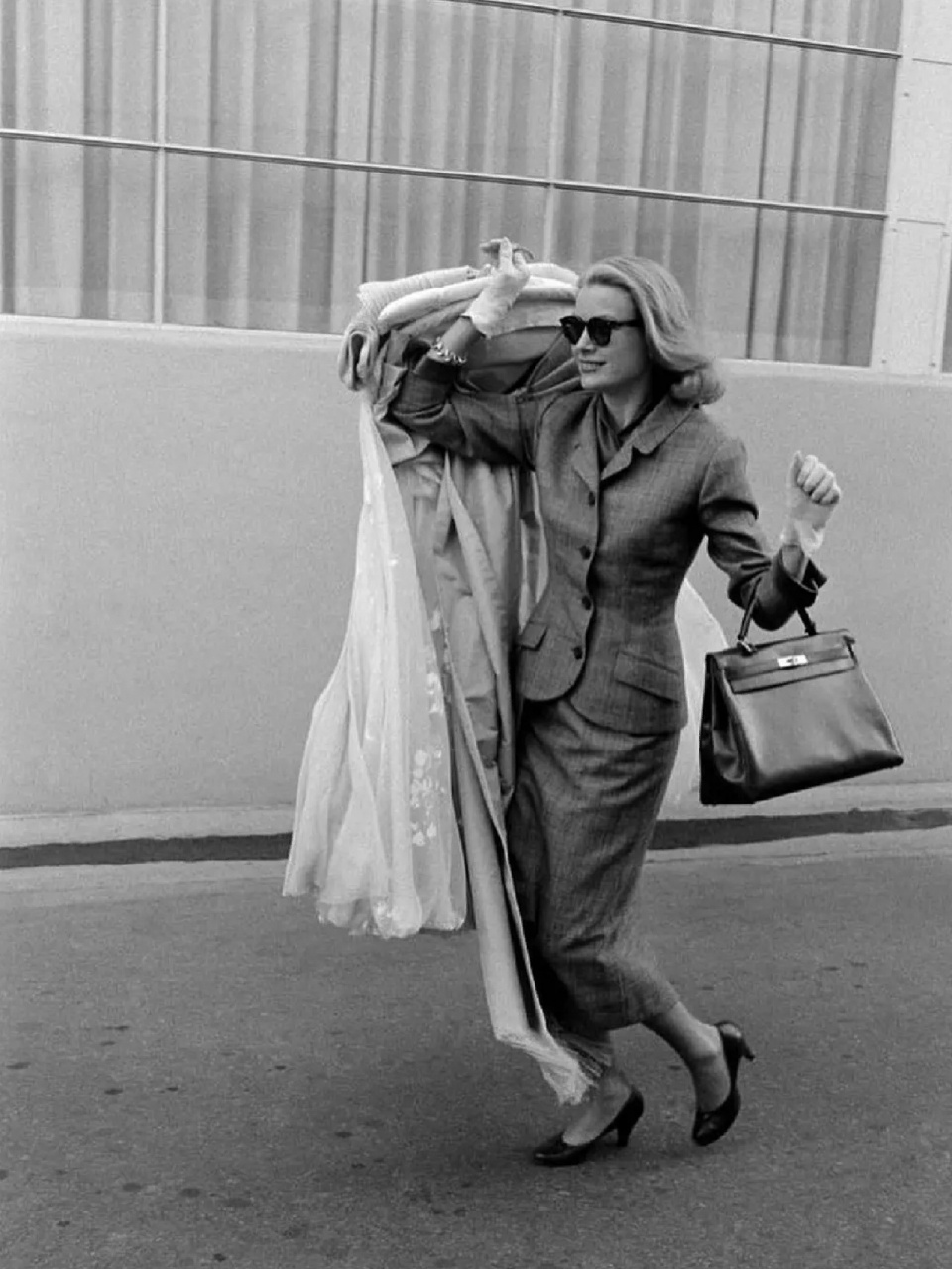 摩纳哥王妃grace kelly和她的爱马仕包包们 grace为我们留下的就是