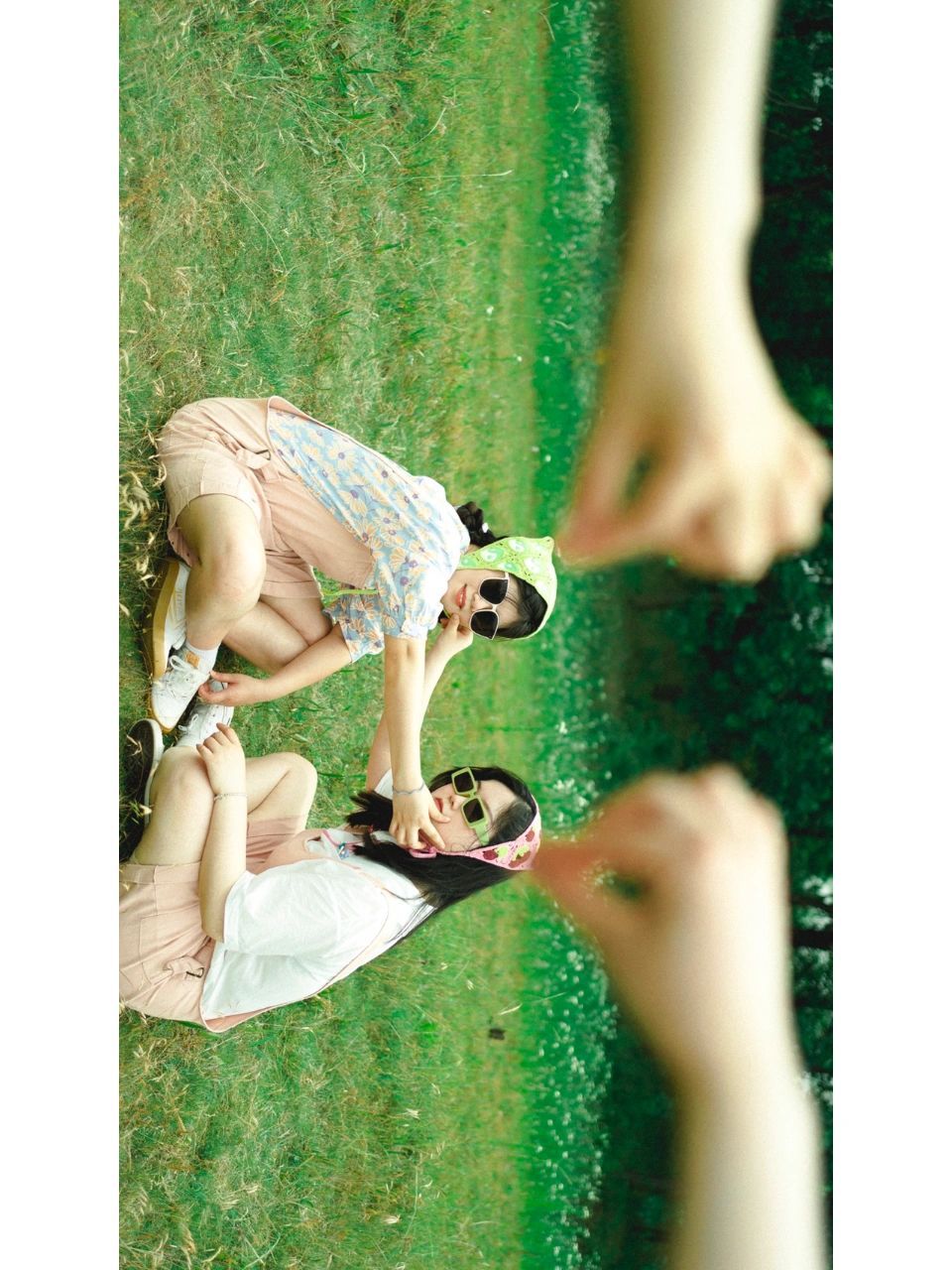 4人毕业写真姿势指导!一看就会!必看必看!   	 921.