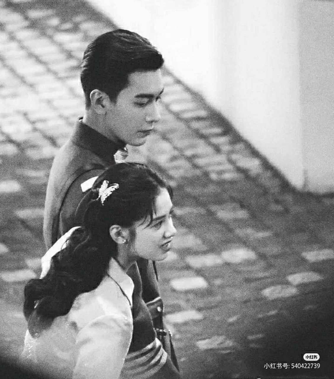 谈谈《梦回十里洋场》 谈谈《梦回十里洋场》 (配图人物与本书无关)