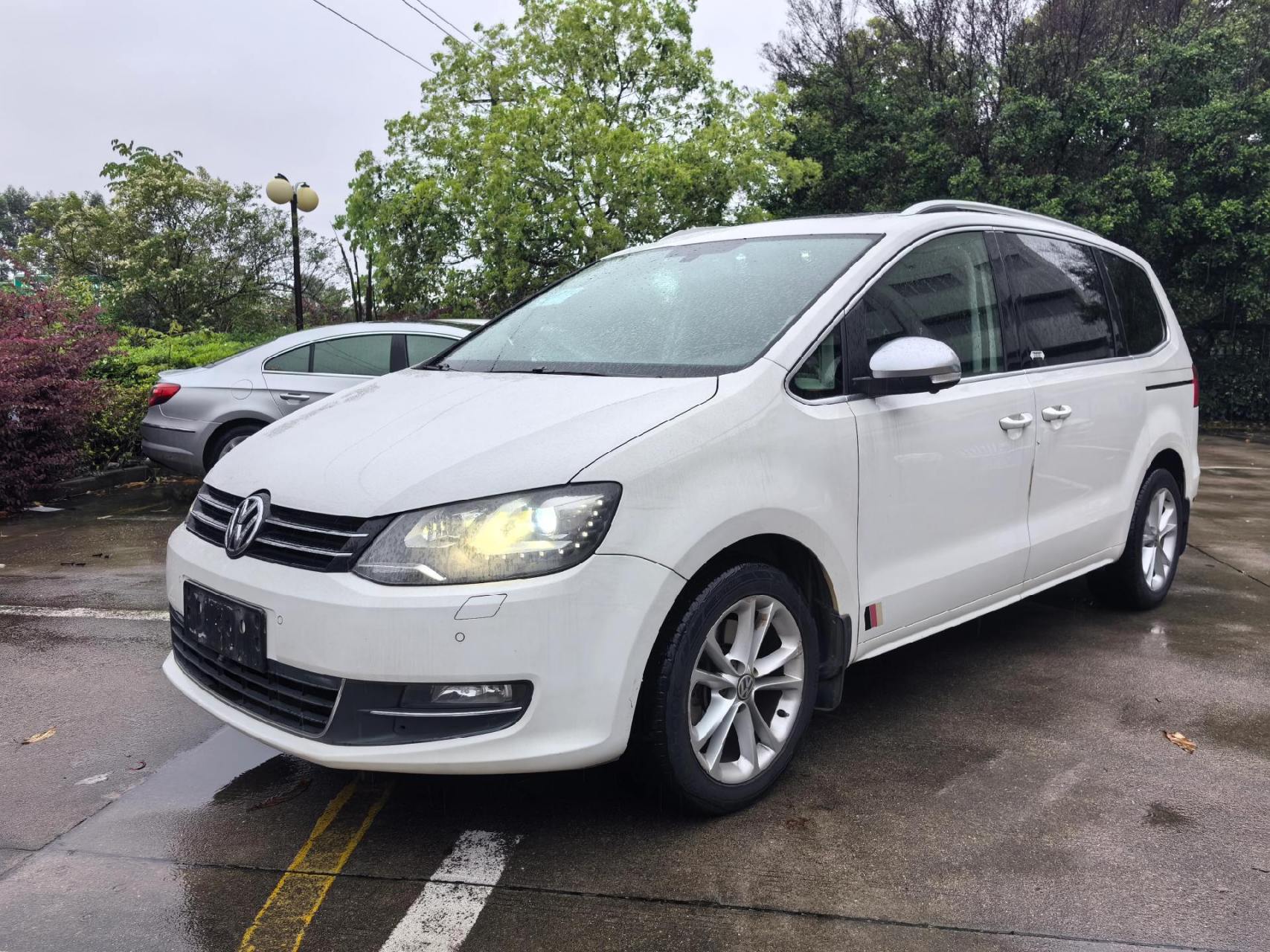 44万指导价,白色进口2.