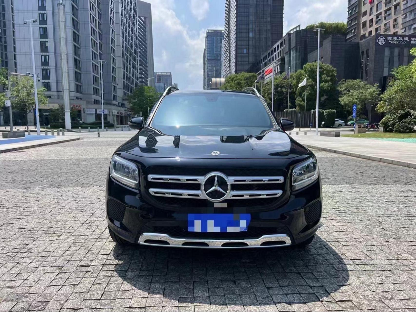 2021年上牌奔驰glb180时尚版,新车30.28万 排量1.