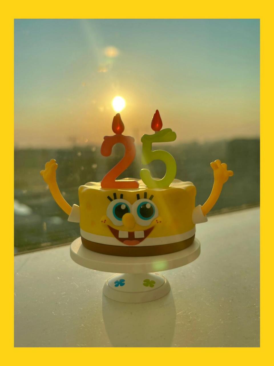 我的盲盒分享# 泡泡玛特海绵宝宝搞怪系列隐藏款是一个25岁生日蛋糕!