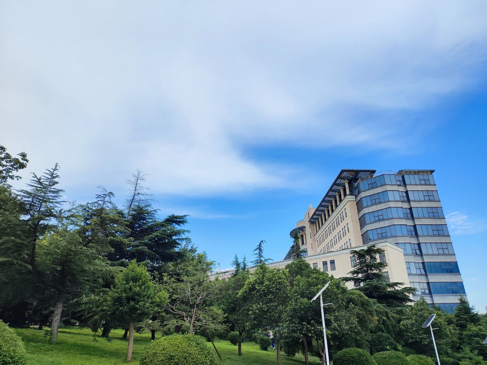 国网技术学院 学校的天空很美,期待下次再见