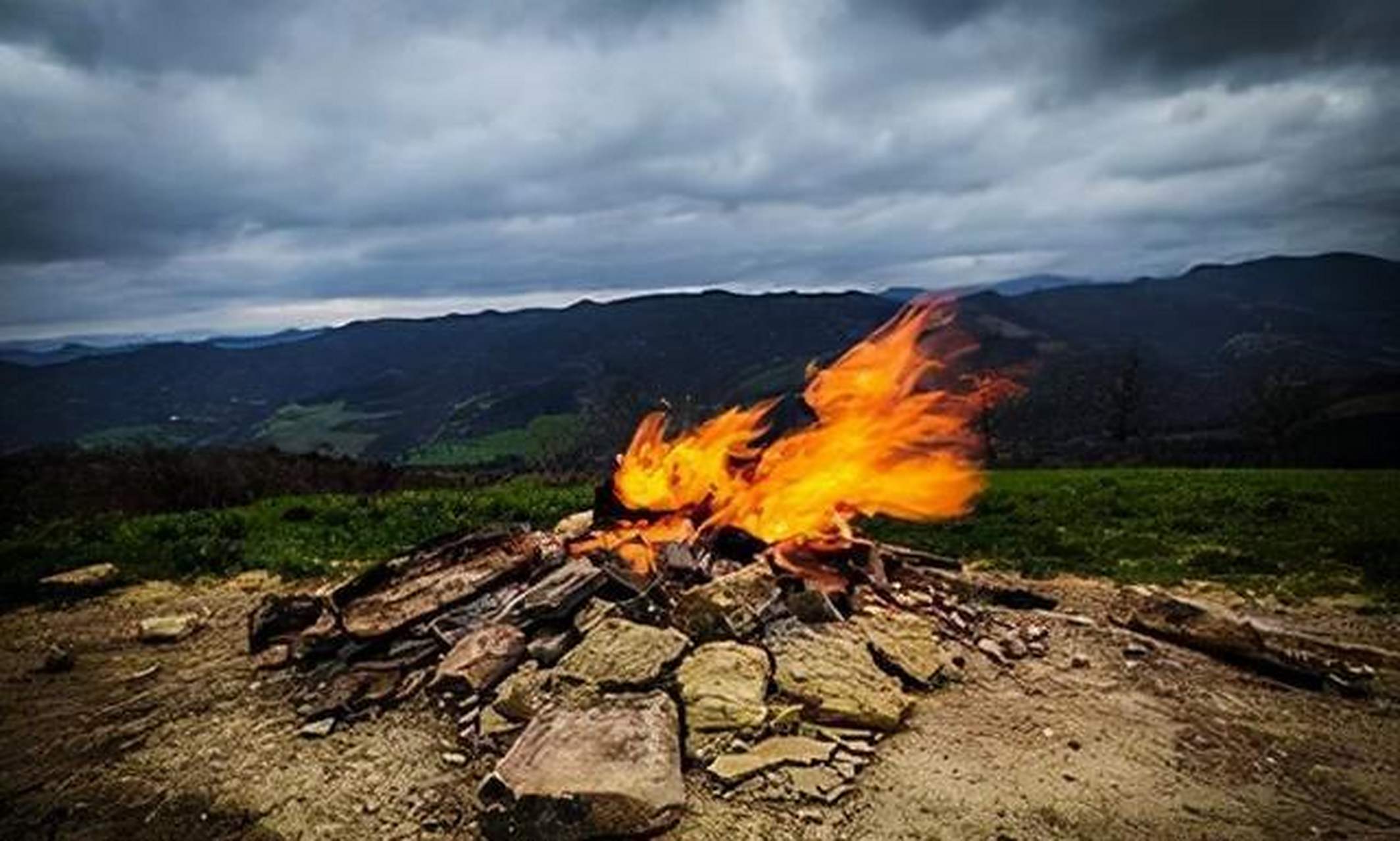 世界上最小的火山:意大利的布斯卡火山.它只有1.