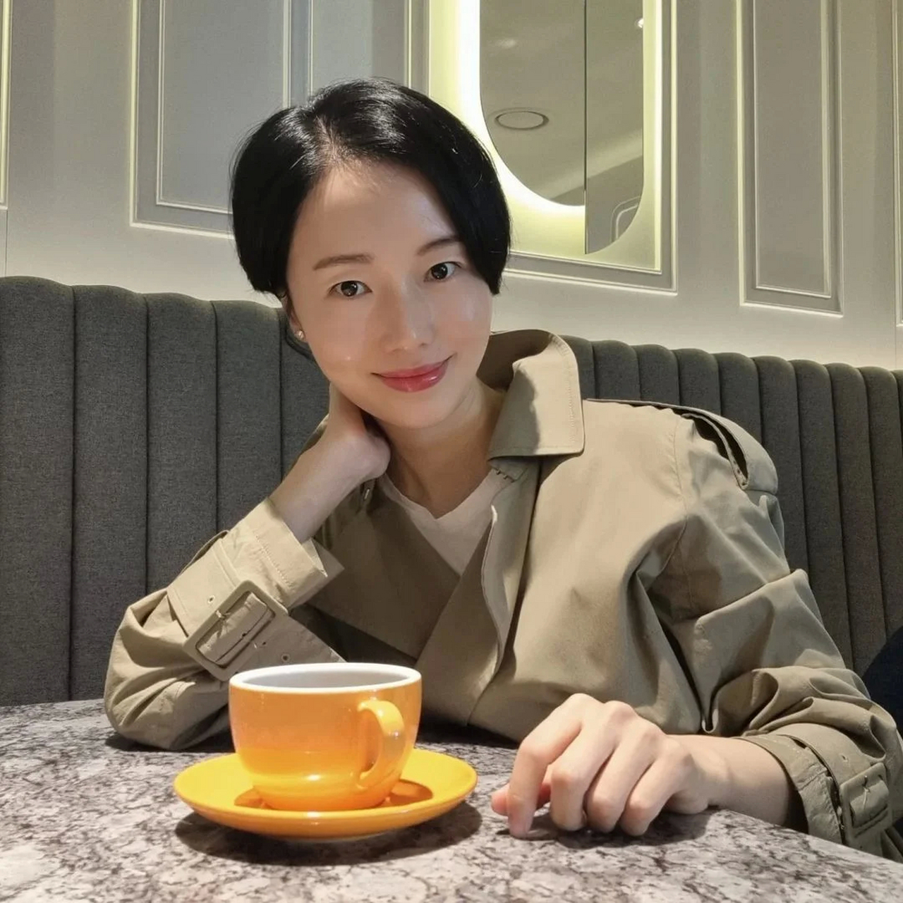 为了拍摄新剧#寄生兽# 剪了短发的#李贞贤