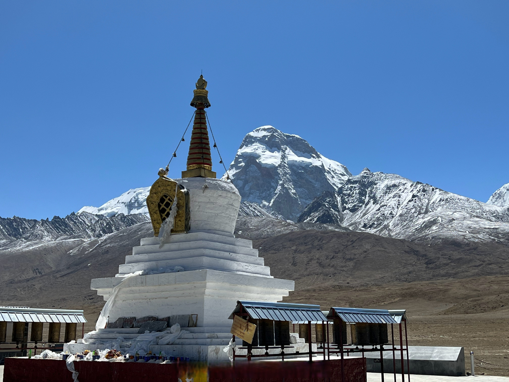 卓木拉日雪山,喜马拉雅边境线上的"神女峰",5月的