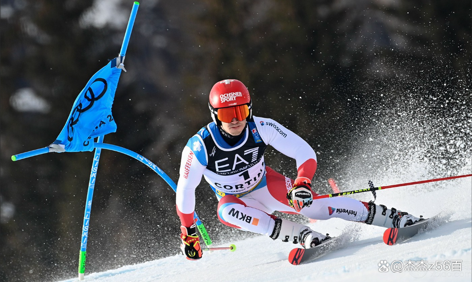 奥地利滑雪选手飘窗成功,豪取一胜 奥地利滑雪选手飘窗成功,豪取一胜