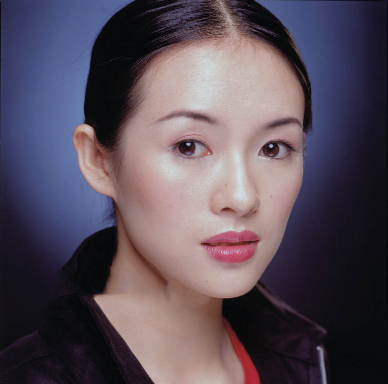 肖像特写|章子怡 2000年 这组2000年时拍摄的肖像 卧虎藏龙参展期间所