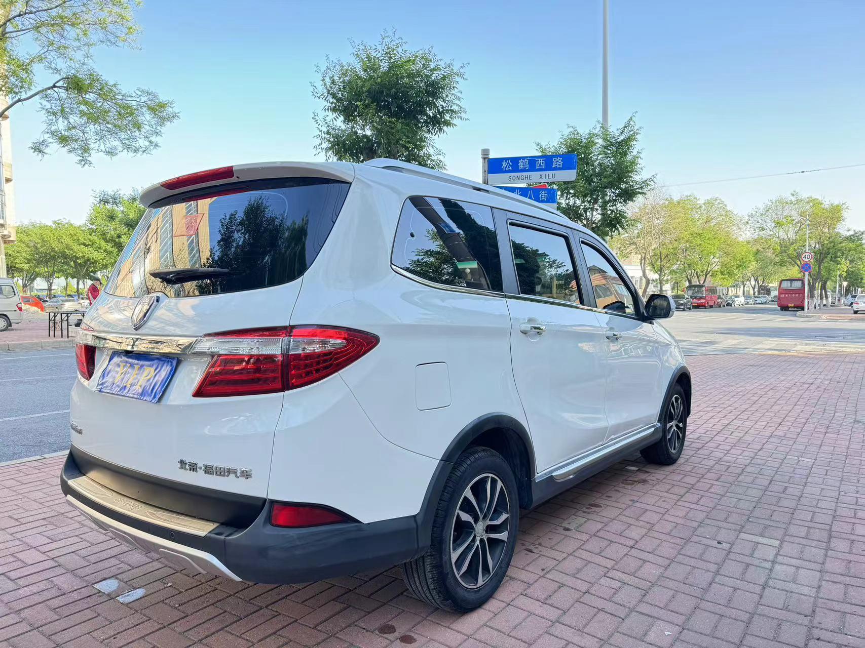 两万多把商务开回家 18年北京福田伽途im8,车况精品 七座商务最高配