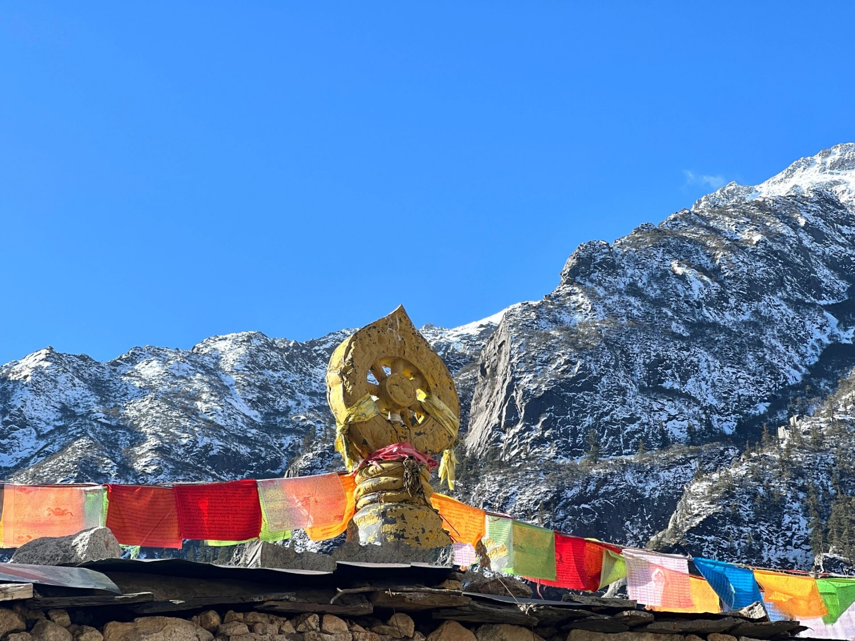 在格聂神山下的千年古刹6015 07冷古寺,位于甘孜州理塘县格聂镇