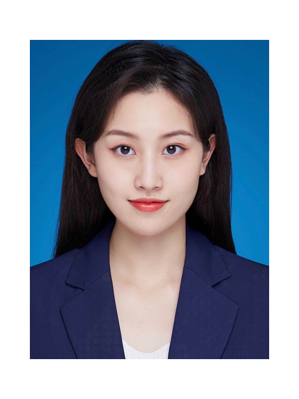 司法考试证件照🌟 注意底色:蓝,白,红 要露耳朵和肩,直发拍出来更好