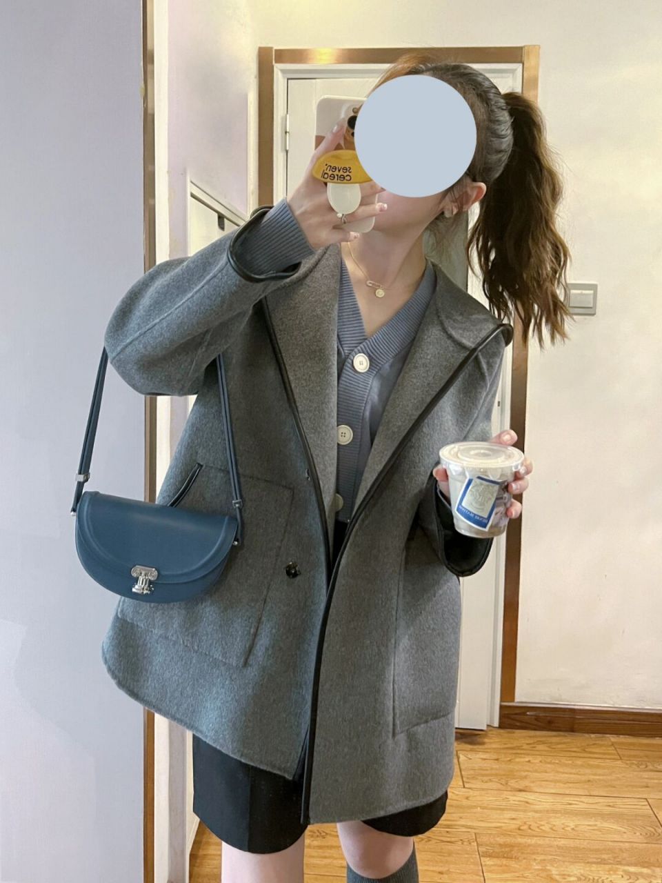 小短款斗篷初尝试~~果然贵气感满满,特别适合小个子女生,乖巧又时髦