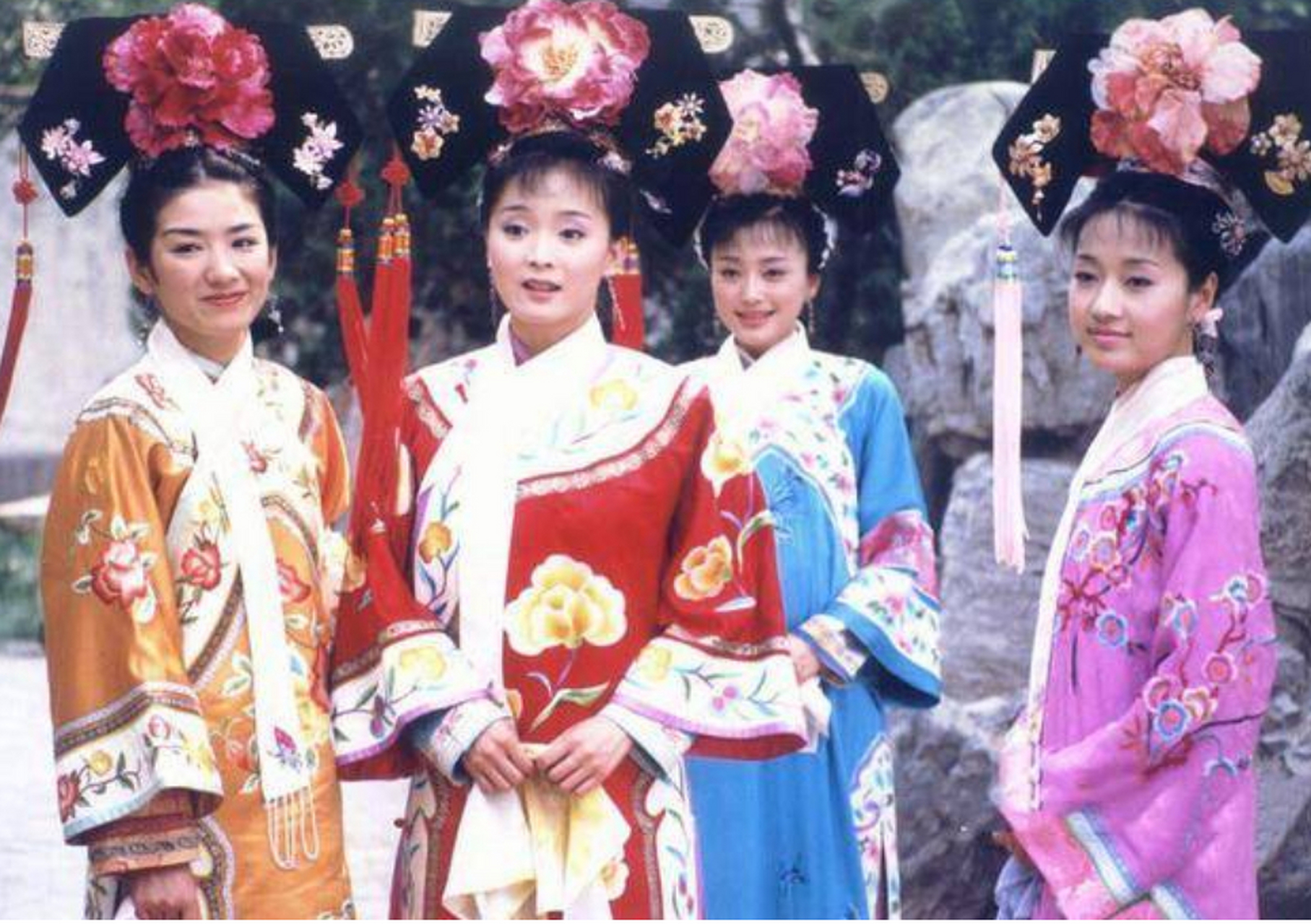 2003年,电视剧《还珠格格3之天上人间》剧照