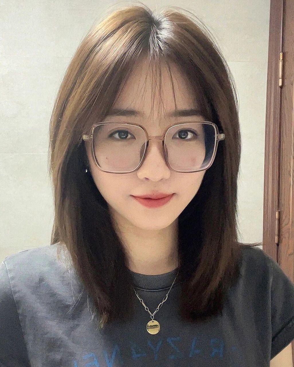 剪了这辈子都钟意的发型/超适合圆脸女生 |73锁骨发选对了真的可以