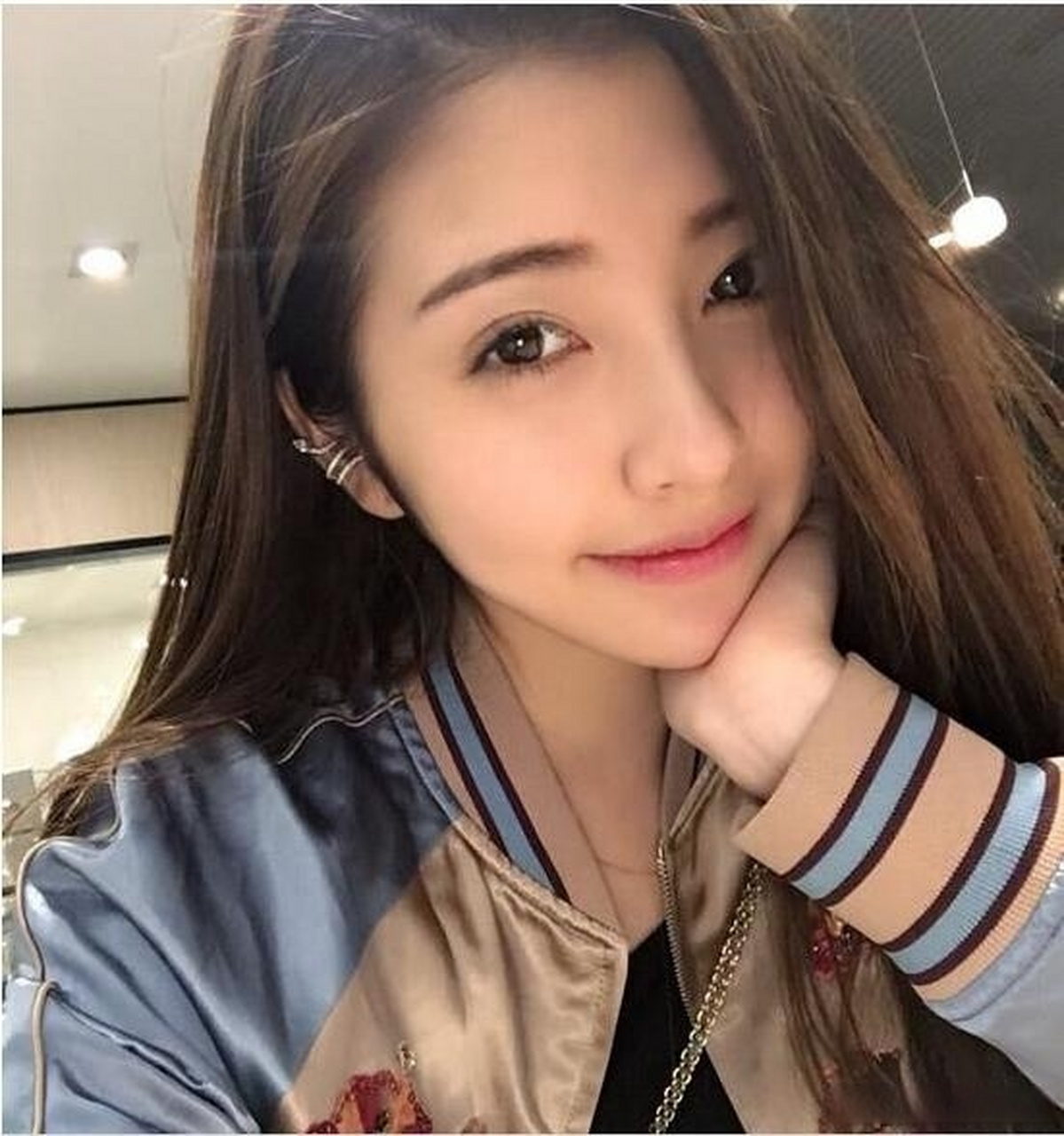 【豆得儿回应介入池子婚姻】4月6日,豆得儿发文回