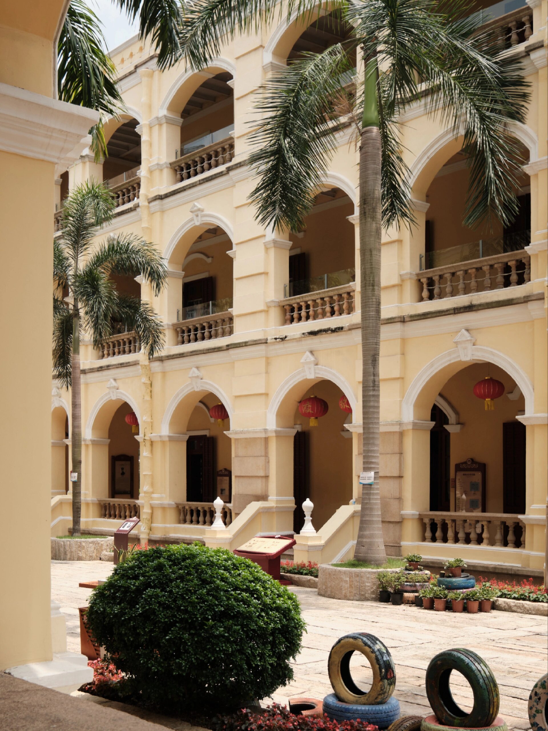 回到风起云涌的革命时代