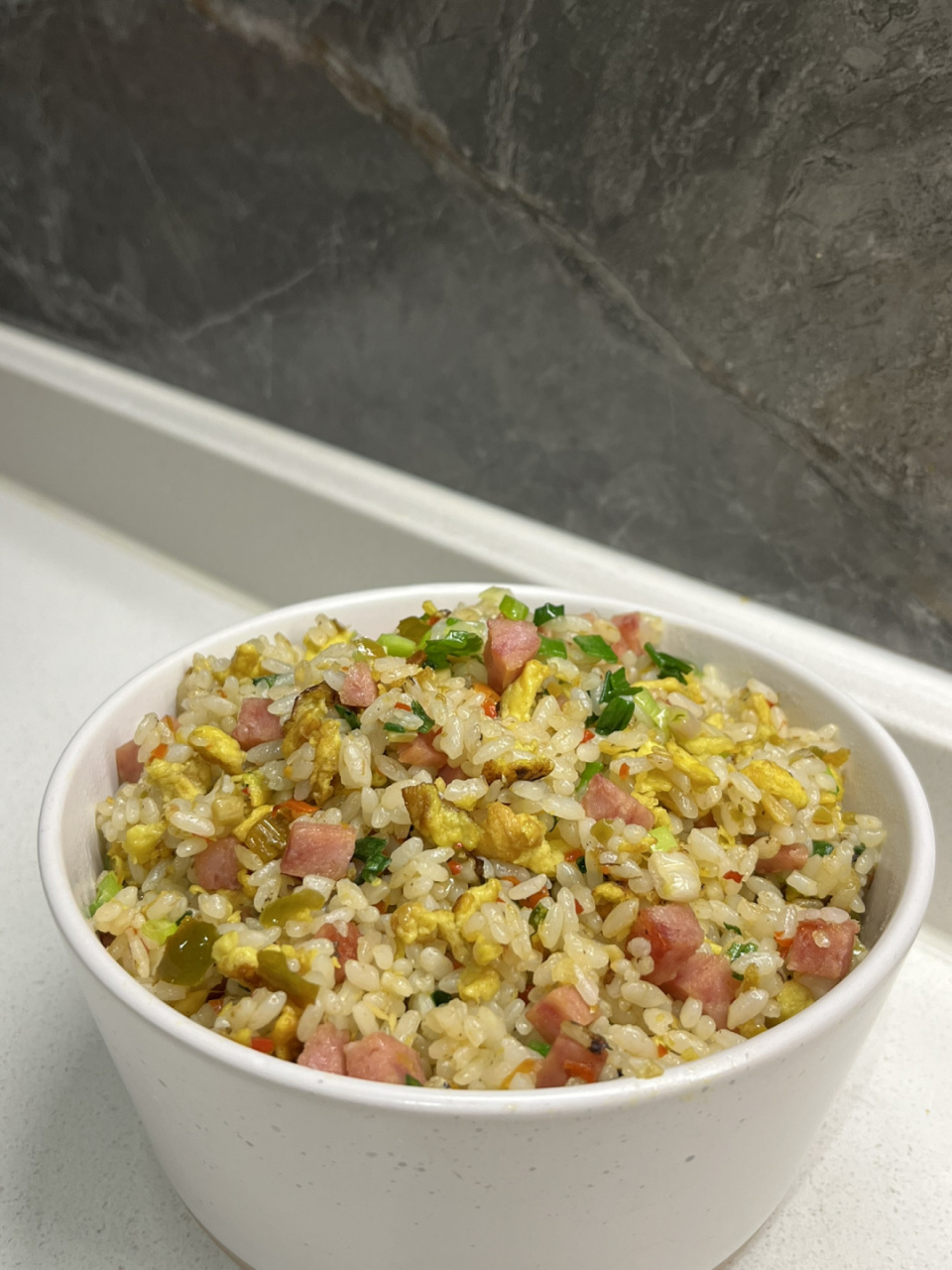 超级开胃的蒜蓉剁椒蛋炒饭00(附教程) 蒜蓉剁椒酱配上蛋炒饭简直是