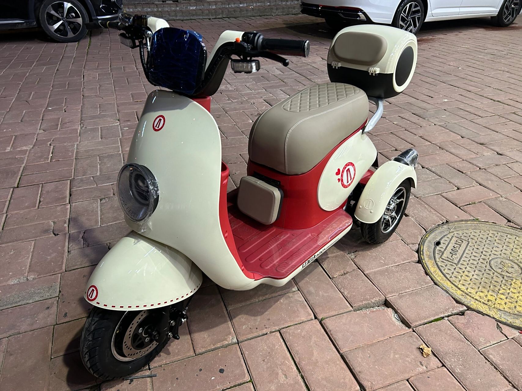 艾美达休闲三轮车,郑州市高新区旗舰店 艾美达休闲三轮车 艾美达m5