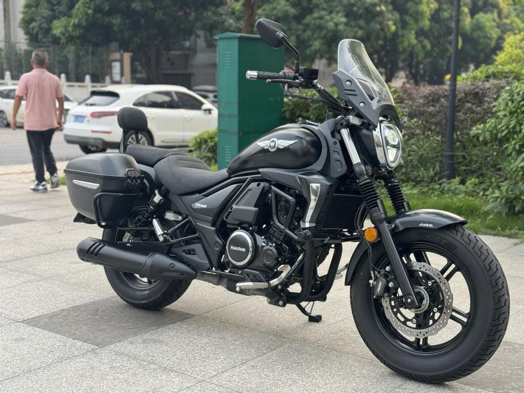 豪爵tr300旅行版哈雷太子巡航摩托车.