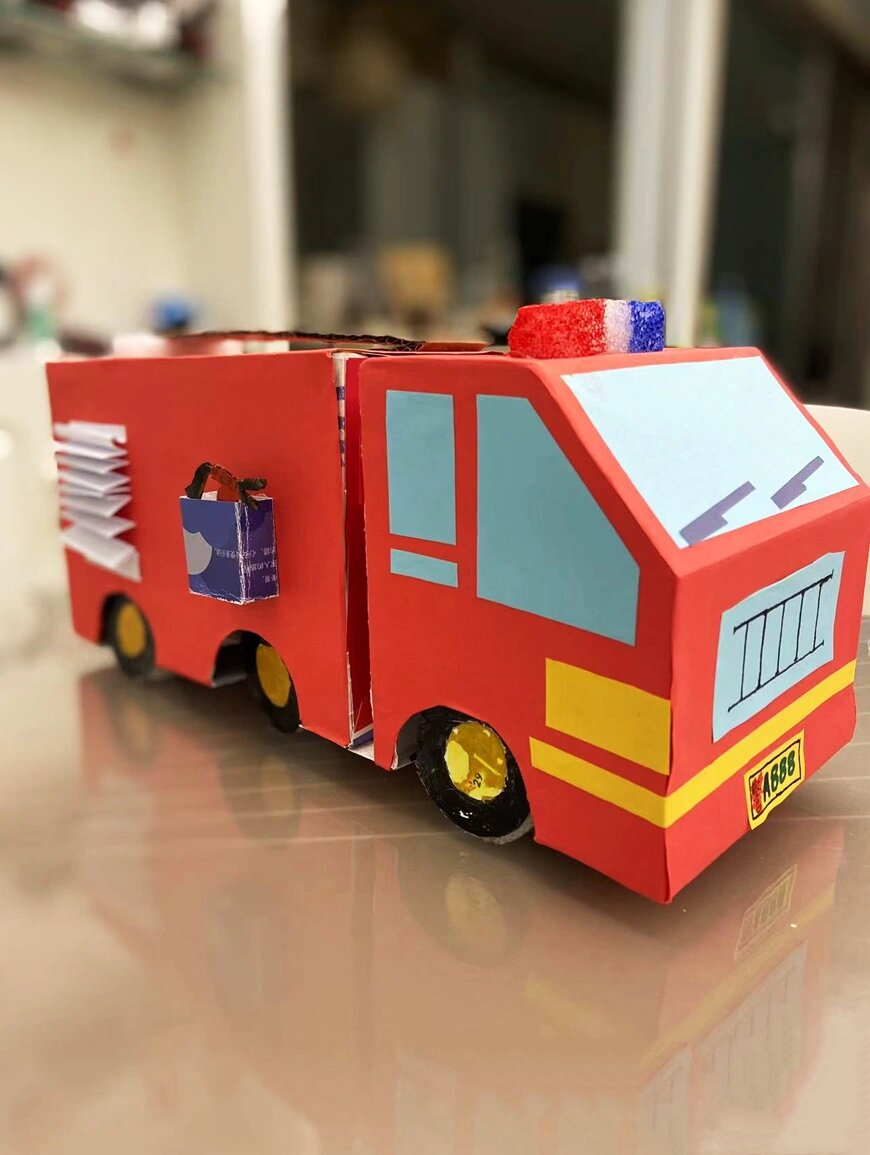 幼儿园消防车简笔画 纸箱制作