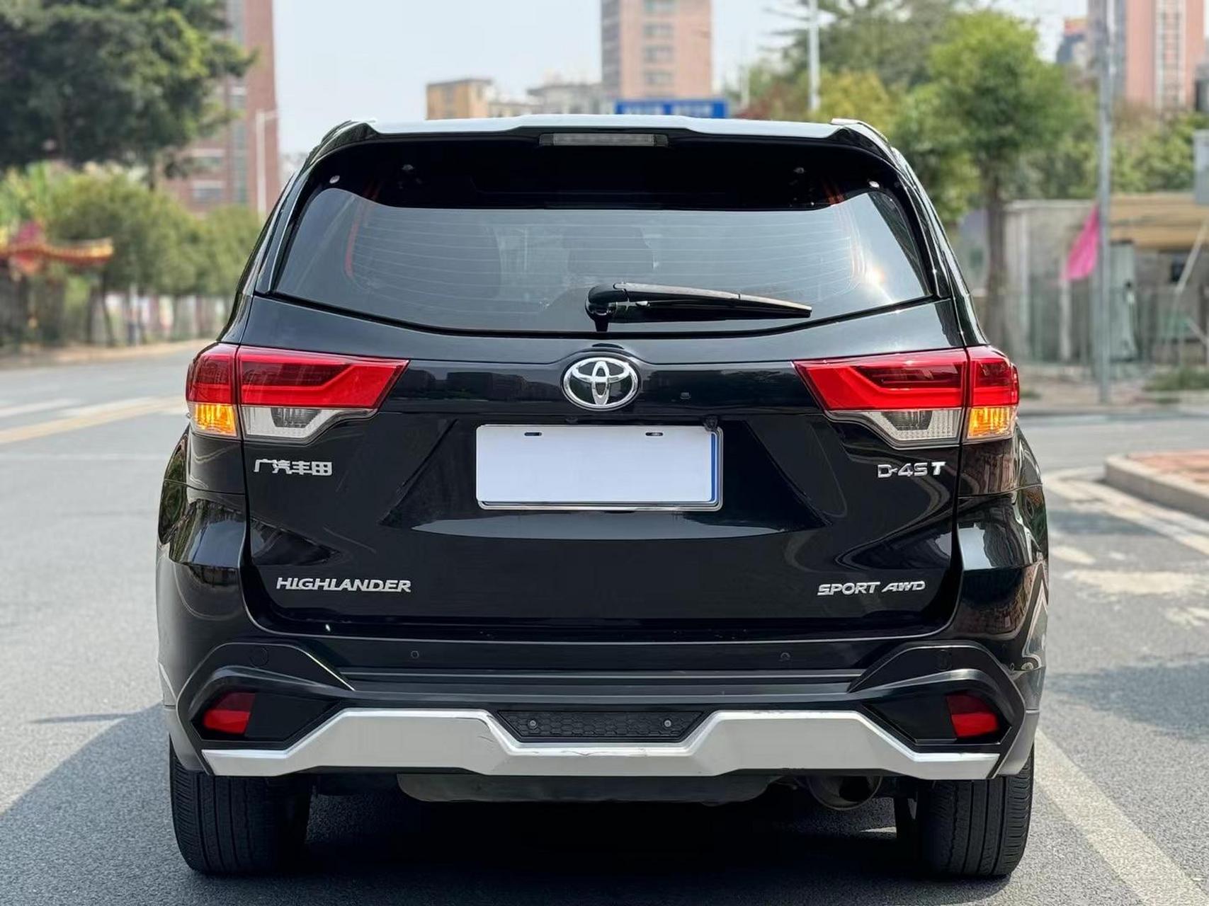 19年丰田-汉兰达2.0t四驱尊贵版7座 指导价30.68!