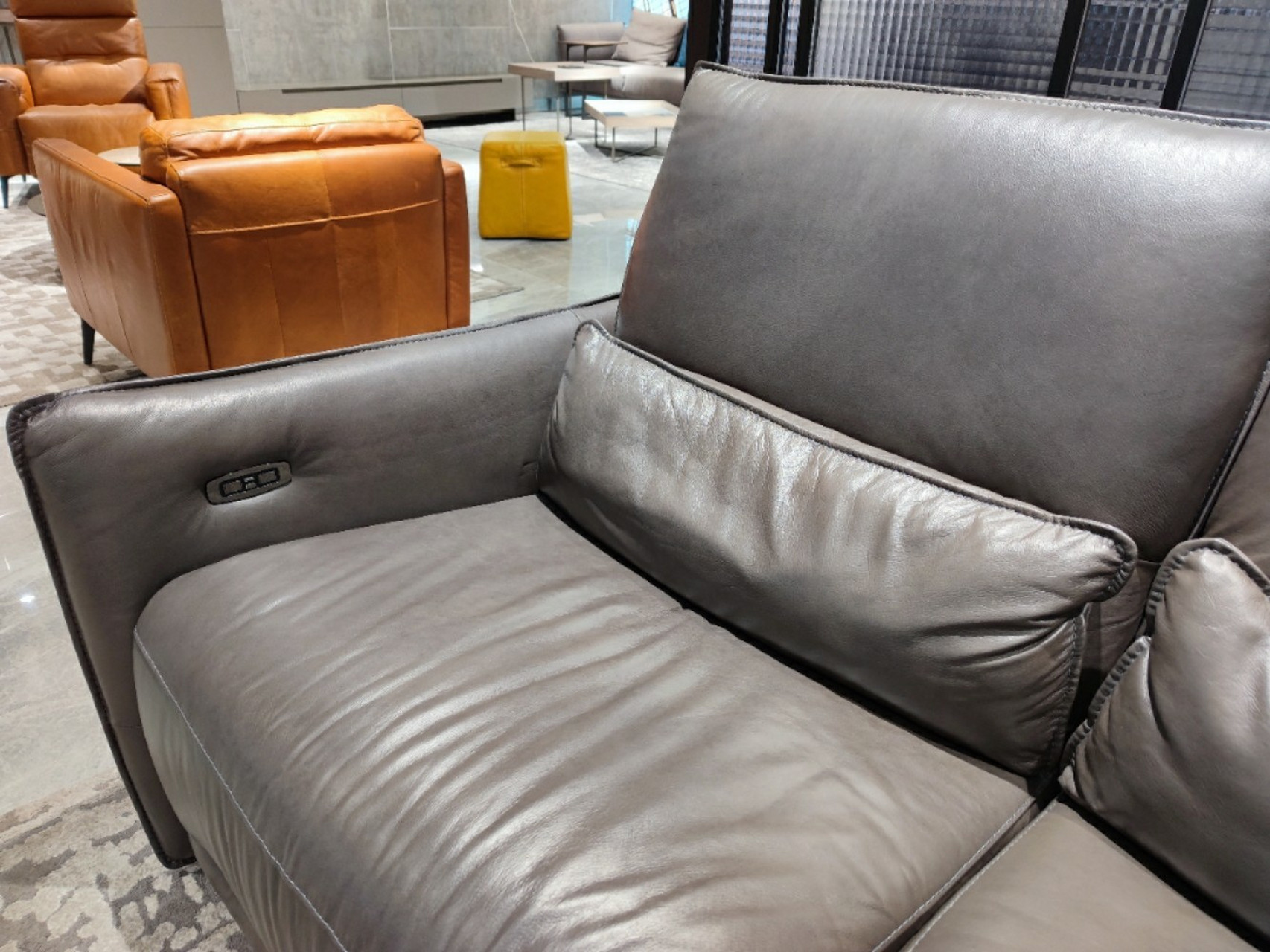 md功能沙发,高过芝华士一个档次 md的te04电动功能沙发3 1,坐感不错