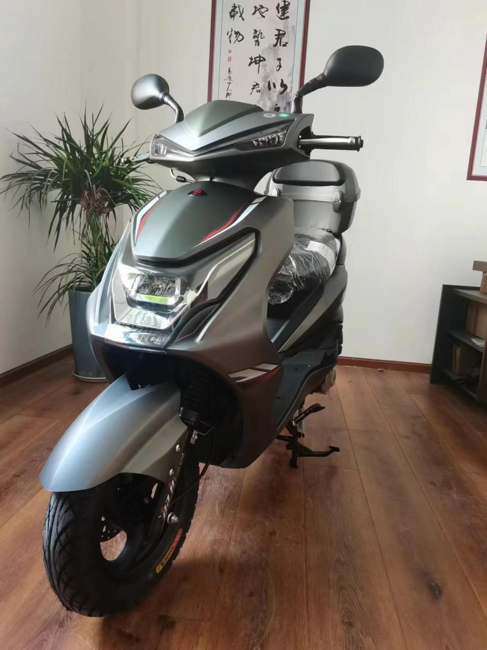 嘉吉飞翎华田 踏板摩托车推荐 总有一款适合你