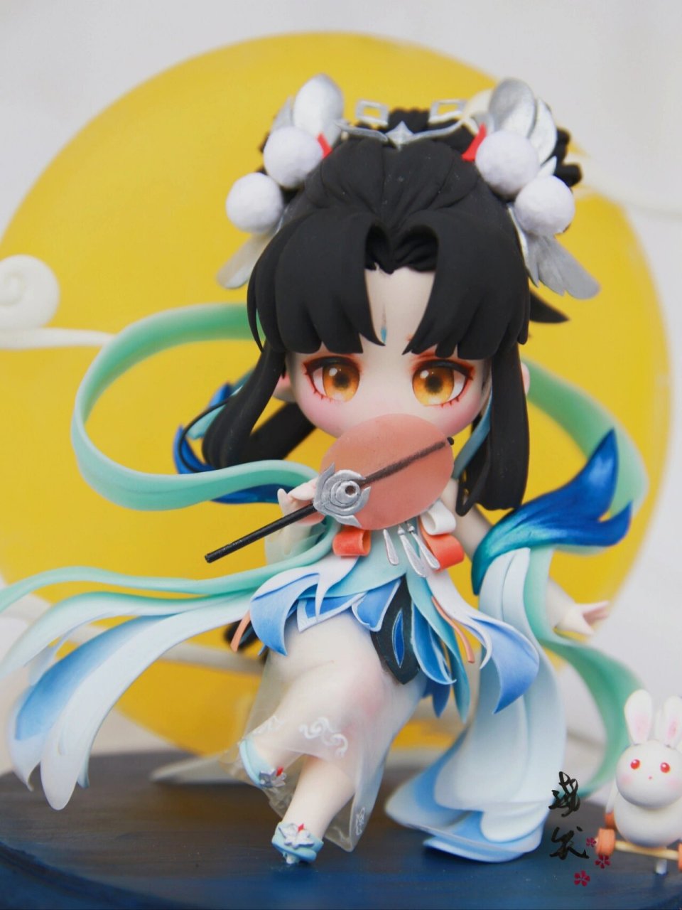 5头身q版粘土手办,使用脸膜为阿染家圆圆脸,素体自己捏的.