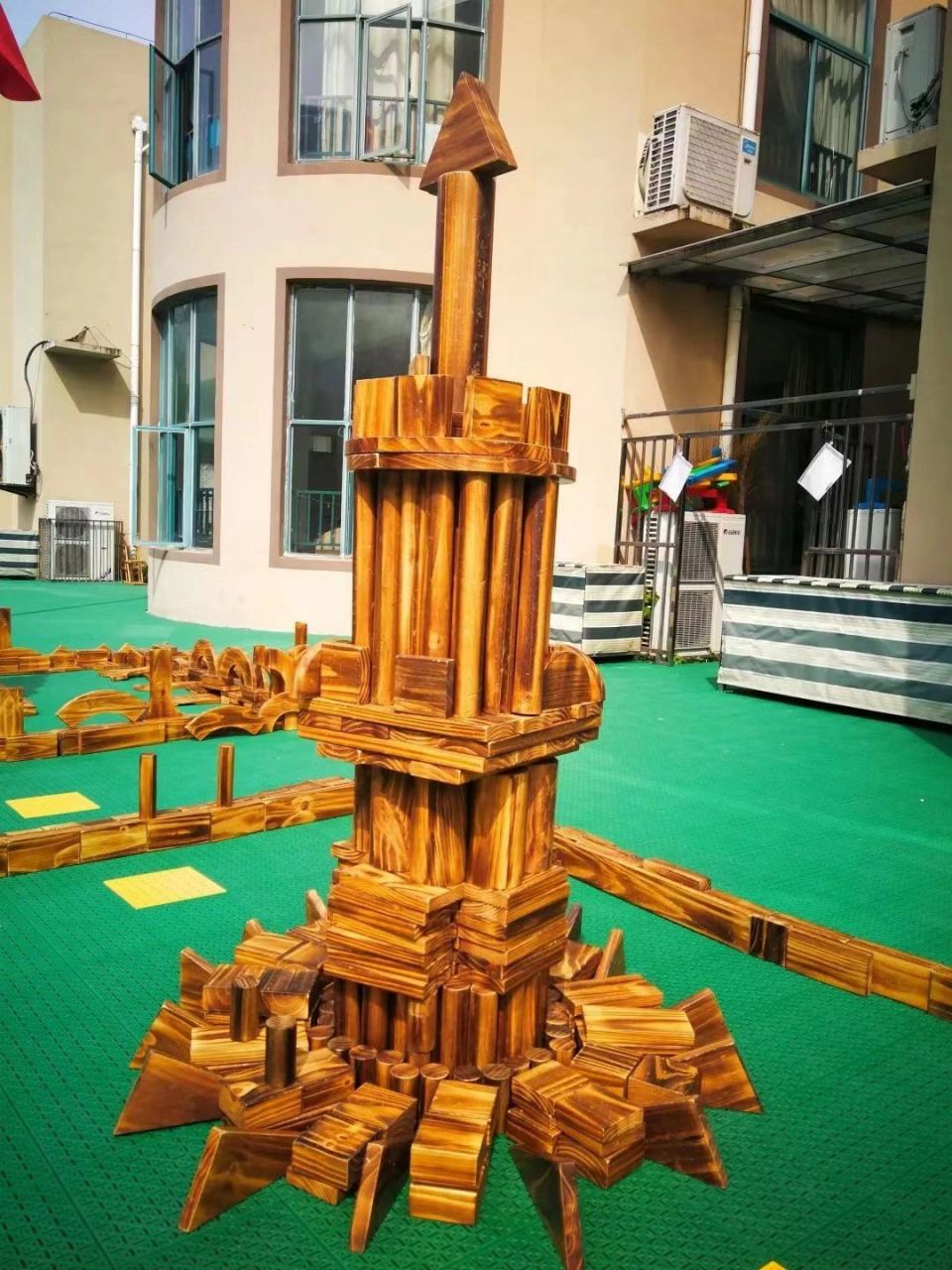 建构区 积木拼搭 火箭 分享～我们班太空主题下的火箭