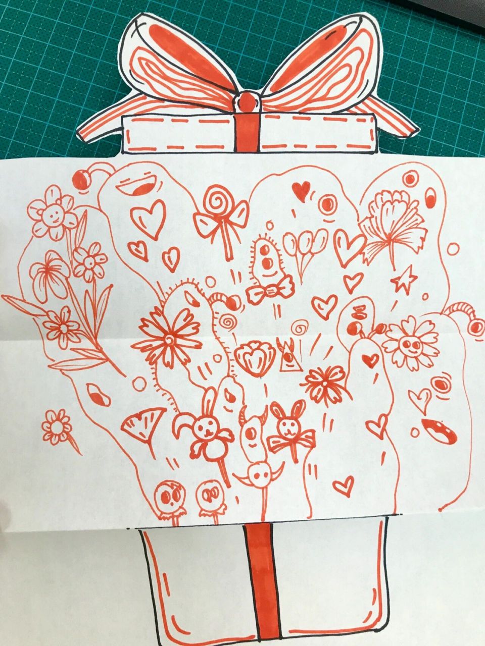 折叠画 儿童简笔画练习,有趣的折叠画 打开礼物盒的惊喜,画一个礼物