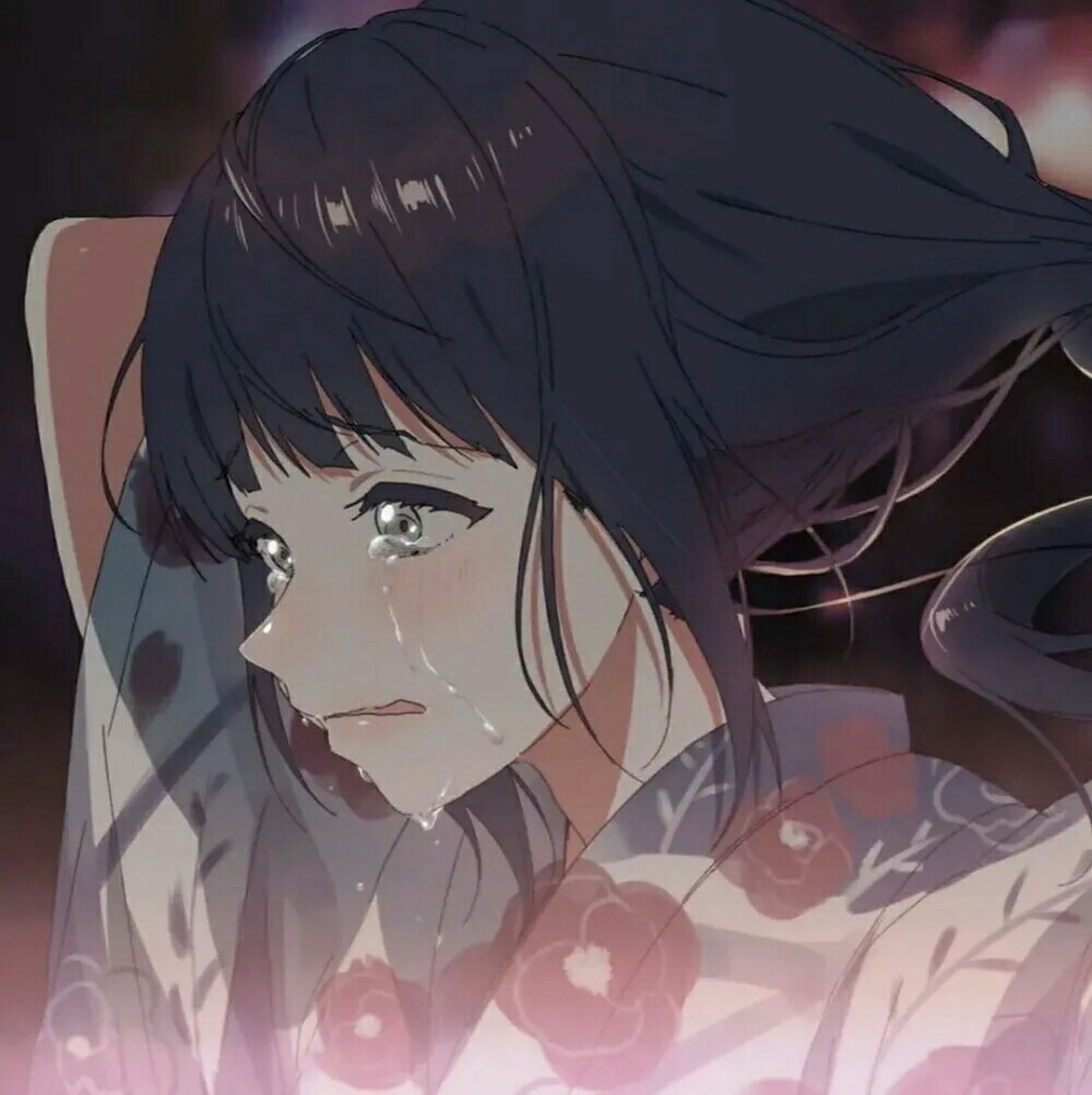 看着都让人心疼的动漫女头 我要滚回来更头像了,这次是让人心疼的伤感