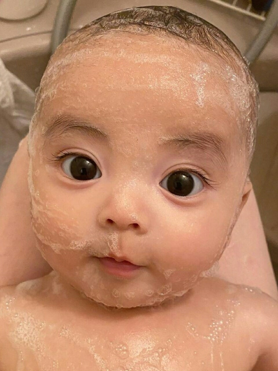 大眼萌娃,漂亮大眼睛的小男宝来啦! 眼睛闪闪的男宝,萌化我啦!