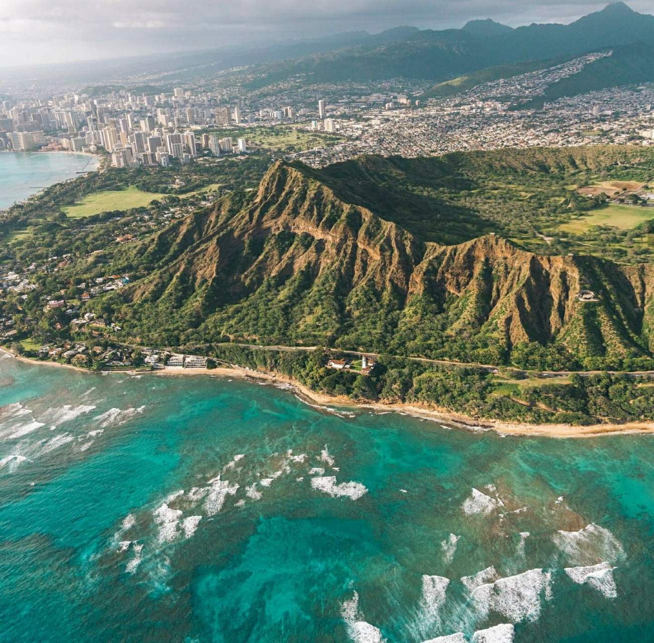 夏威夷岛 夏威夷岛是北太平洋夏威夷群岛中的最大岛,美国夏威夷州的一