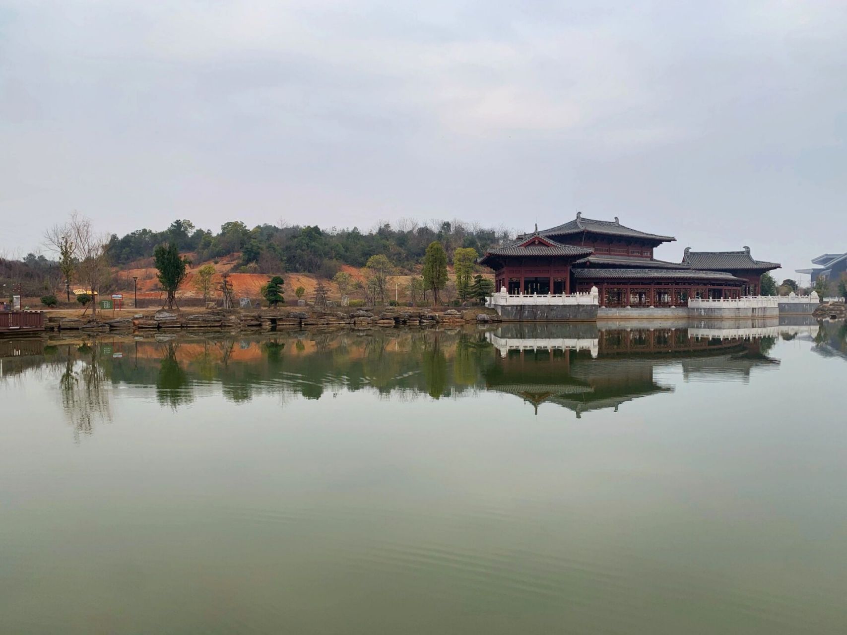 樟树市一日游 今天2023年2月28日,一大早起来去阁皂山玩,路过岐黄小镇