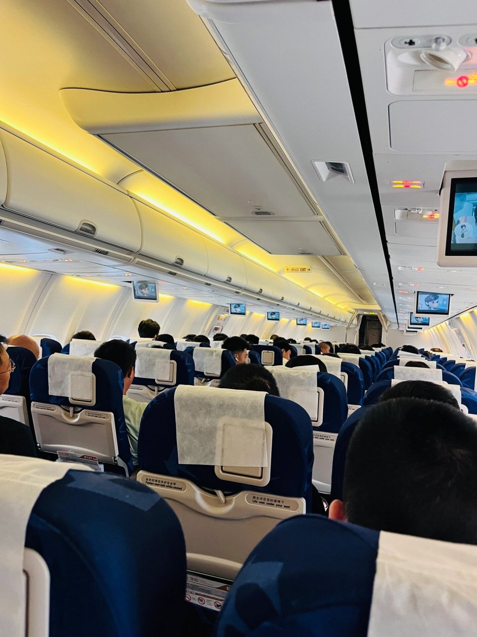 波音737选座 东航波音737中型客机,座位数134,想视野好独享两个窗一定