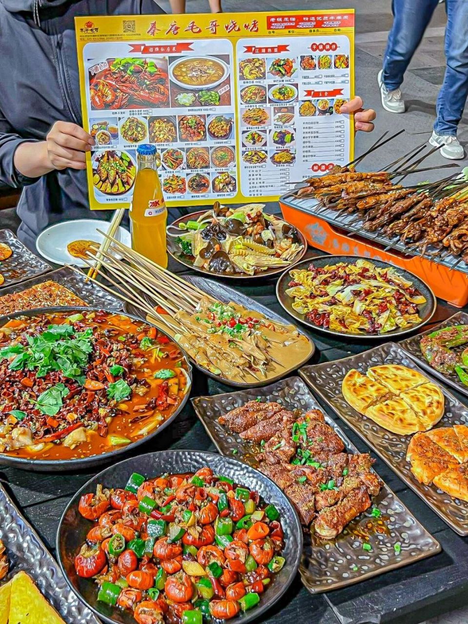 西安美食# #西安烧烤# #西安探店# #西安旅行攻略# #超人气烧烤摊