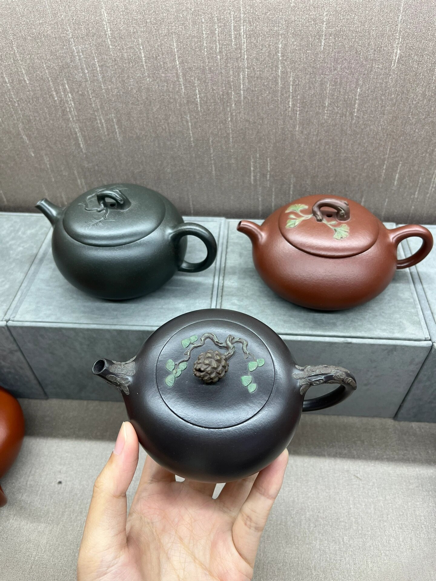 宜兴紫砂壶夏淑君作品 宜兴紫砂壶龙德堂与夏淑君合作款,十二月树语