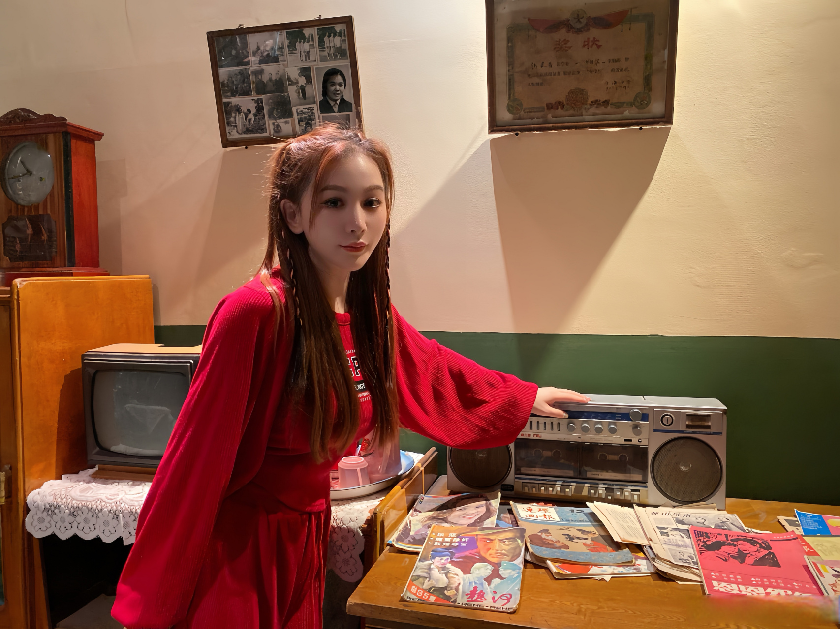 沈璐# 好奇宝宝匆忙闯入八十年代的老北京胡同打了个卡哇假装穿越了