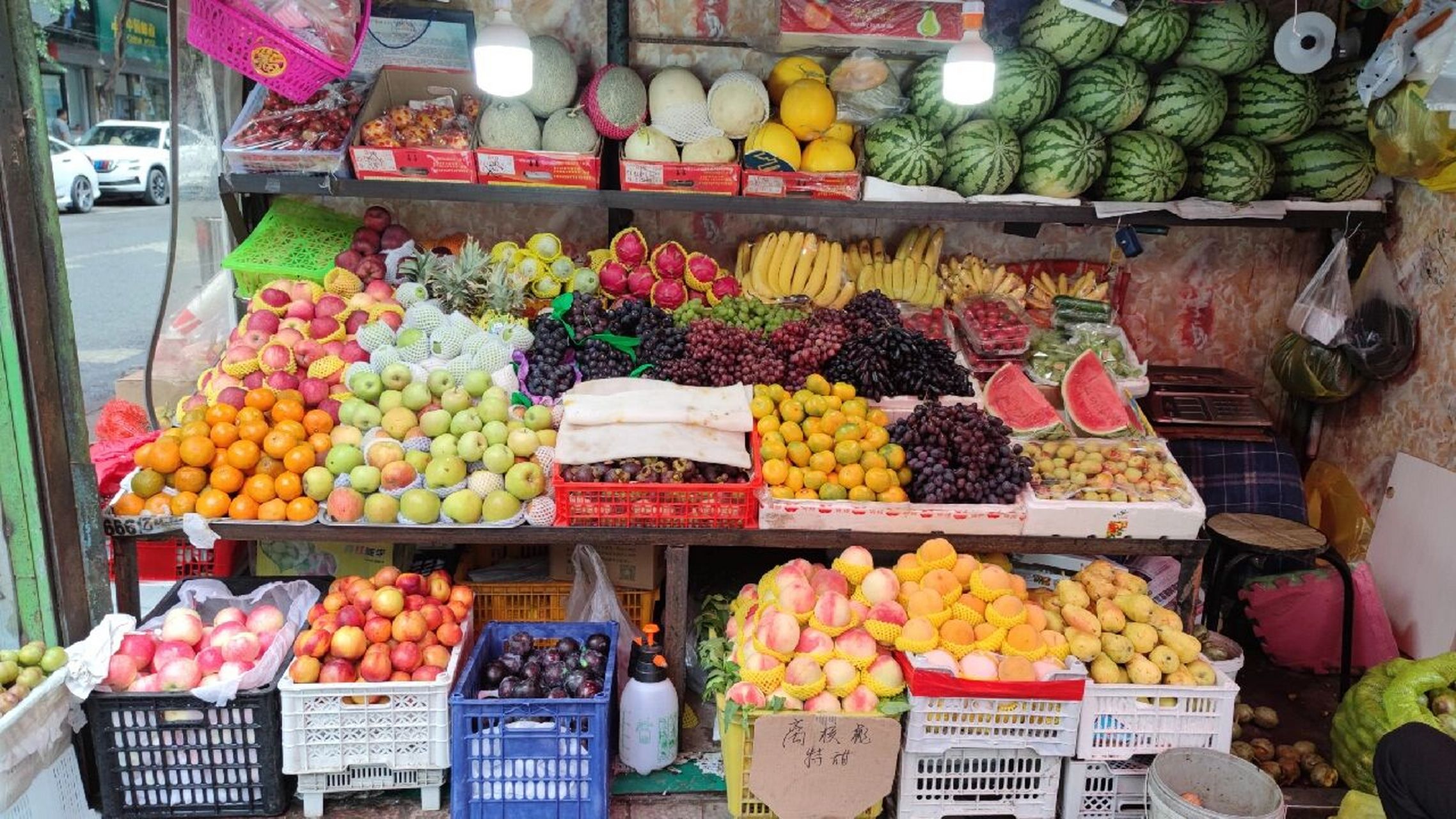 江宁水果店:城市里的味蕾之旅