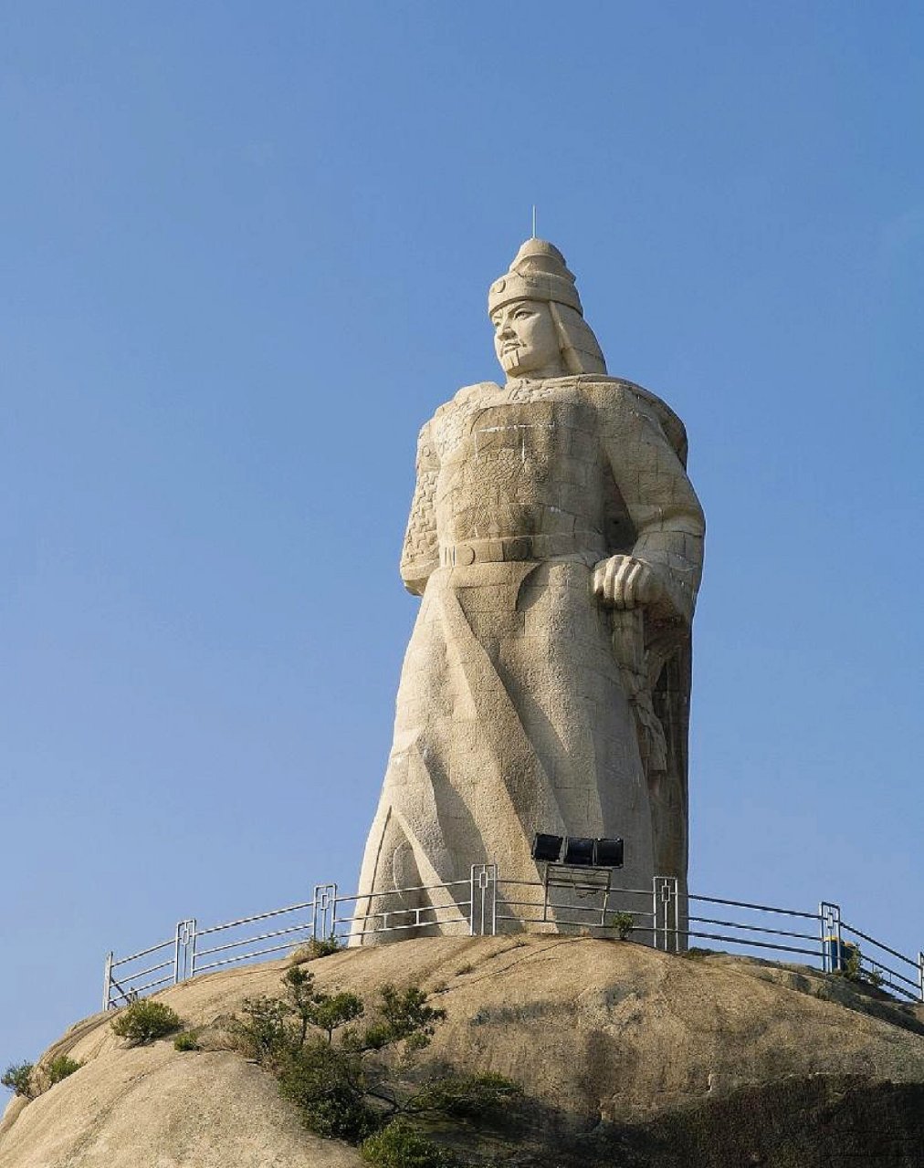 郑成功收复台湾的背后 台湾自古是中国的领土,元代就设澎湖巡建司