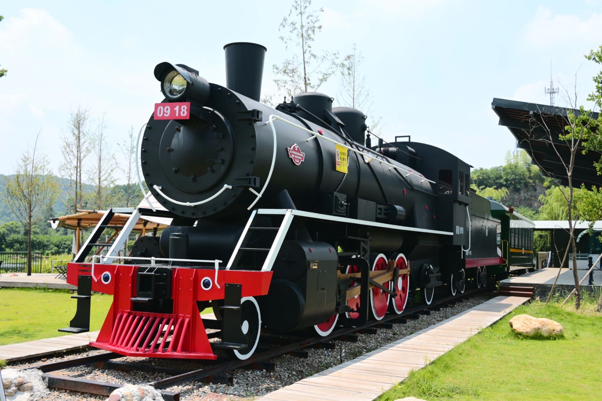 上虞名校| 春晖中学白马湖畔 白马湖畔,古老的车站,全新的体验 有荷塘