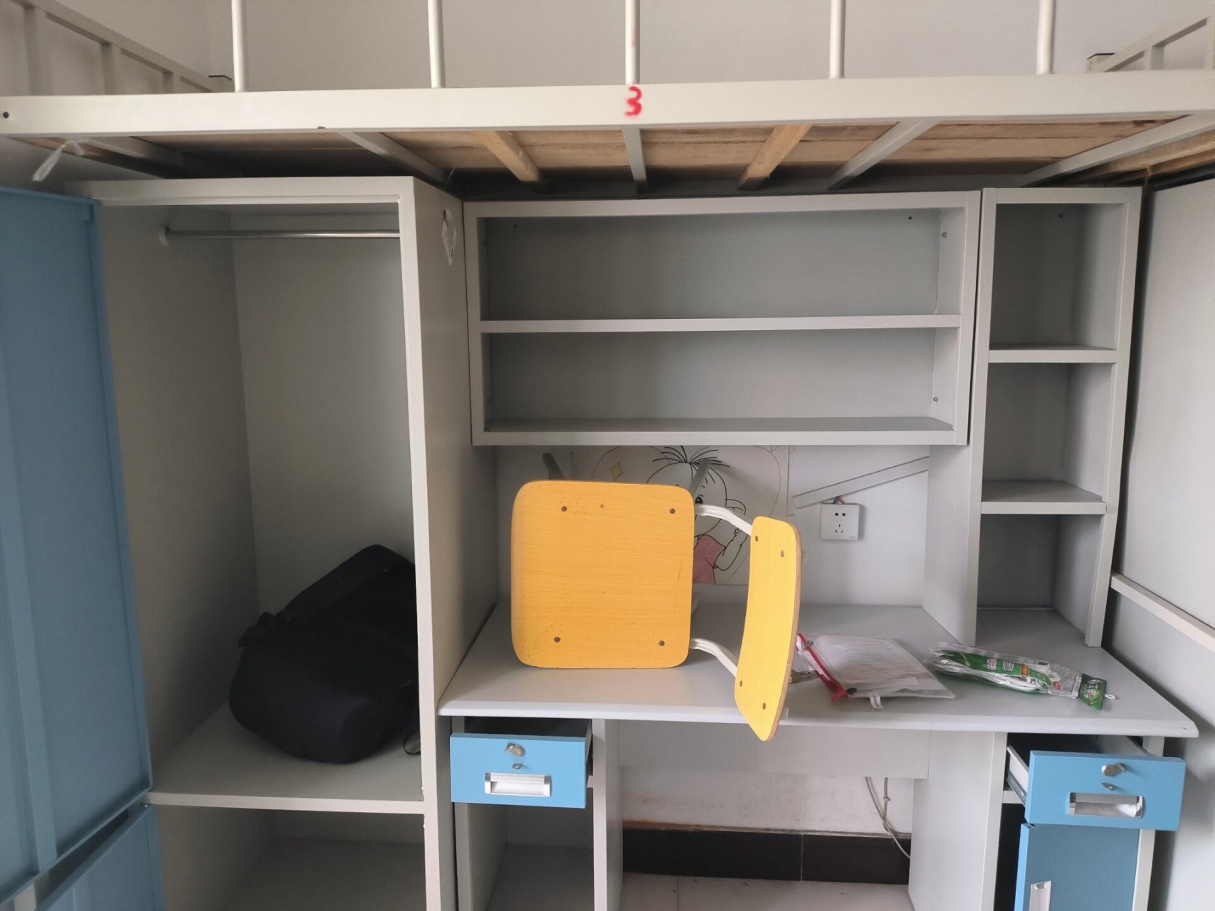 许昌学院静一宿舍进 静一宿舍