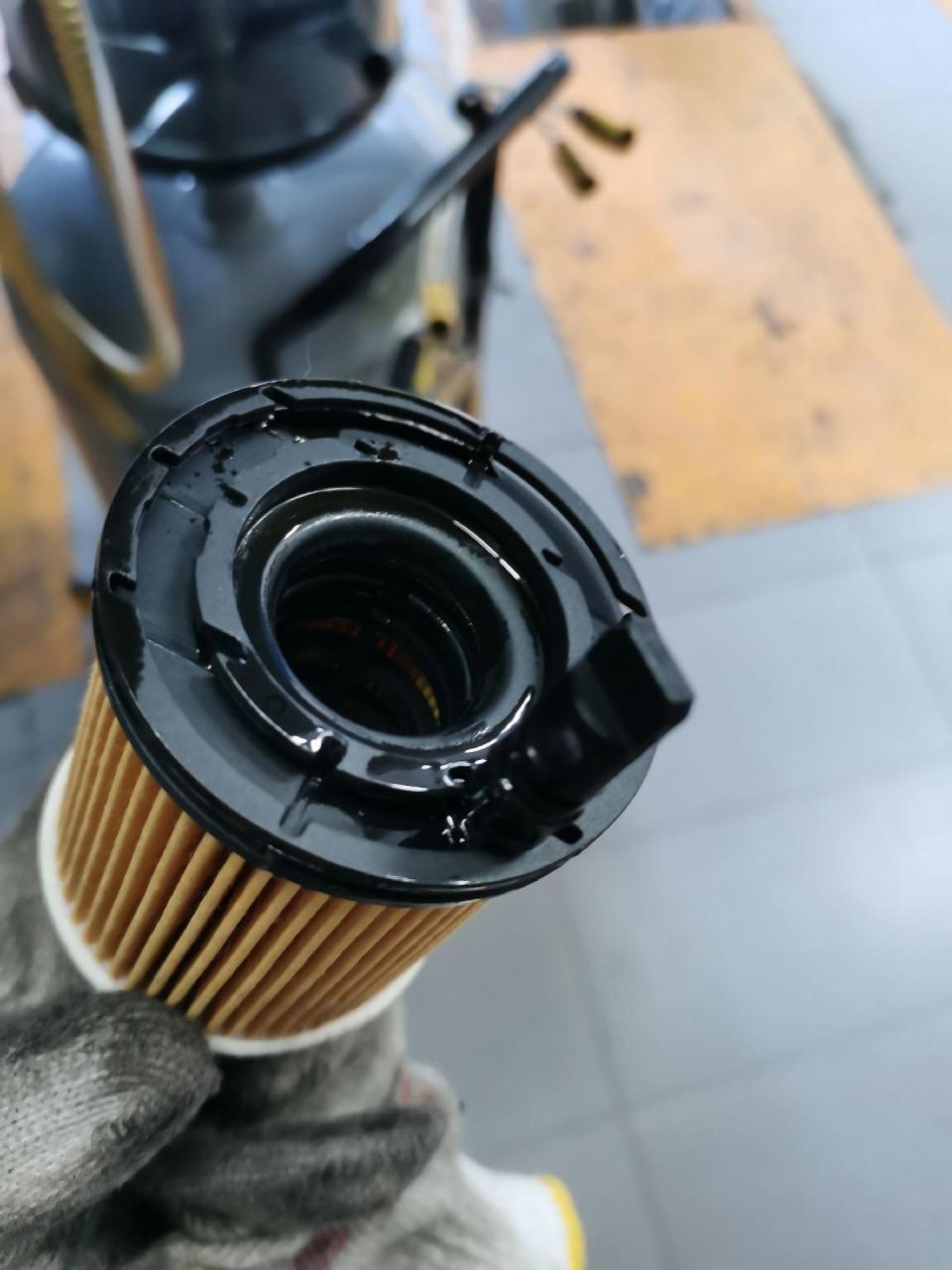 现代 起亚新款纸质机油滤芯注意细节  防止漏油