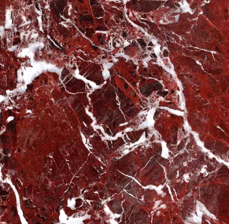 酒红色的大理石散发着非凡贵气