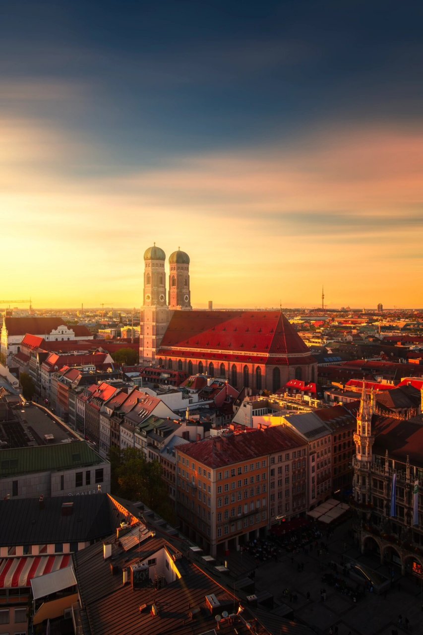 97 慕尼黑圣母教堂是德国慕尼黑的经典地标