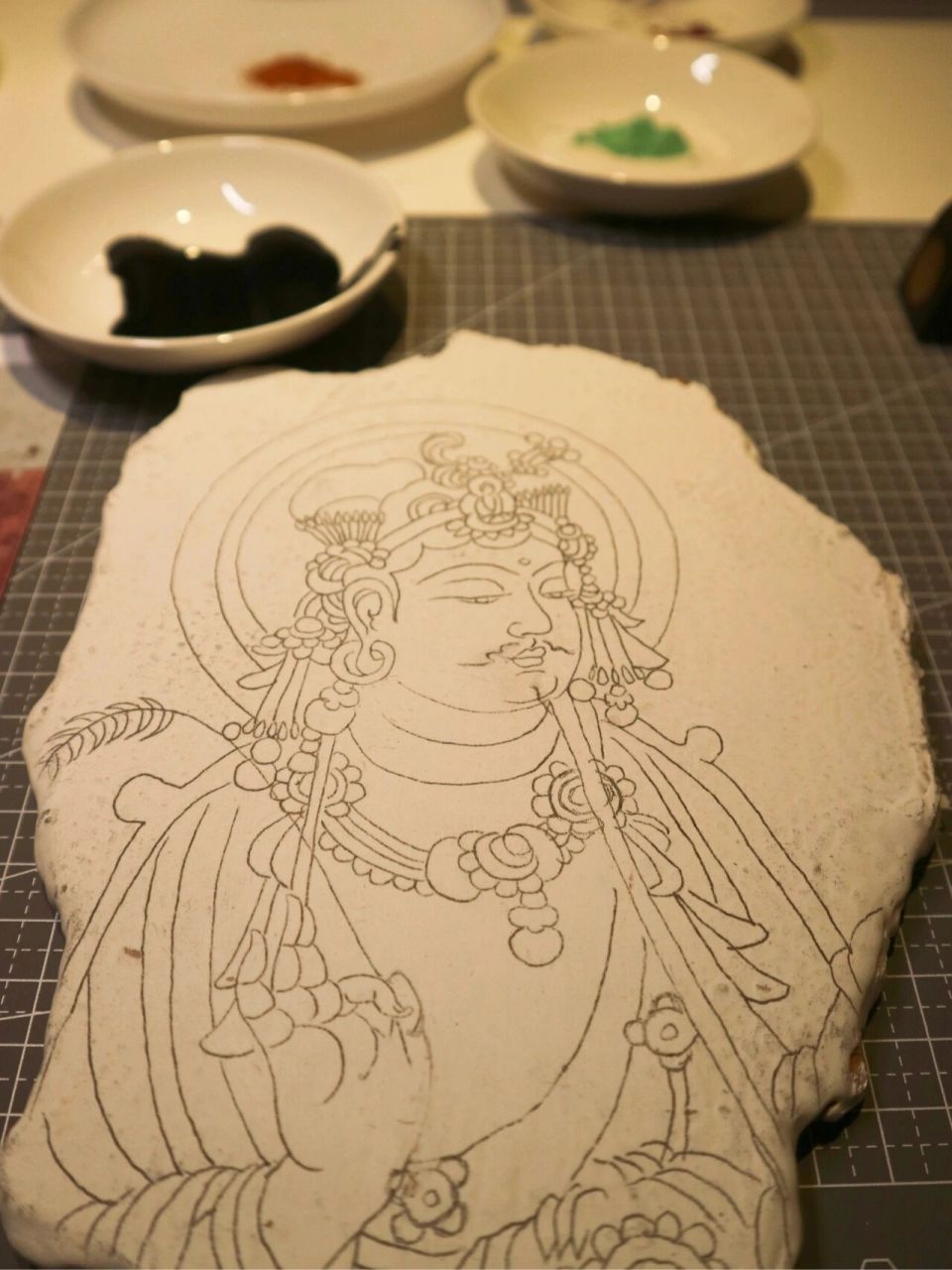 敦煌壁画diy|自造派 想做这个很久了,终于凑齐材料开始制作 首先和泥