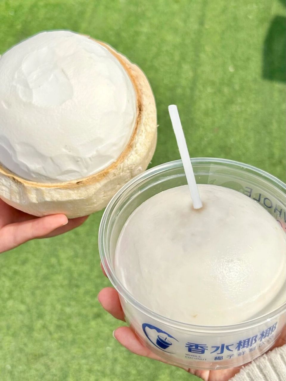 奶乎乎的95椰子蛋qq弹好好喝 小哥哥现剥现做05 拿到手duangduang