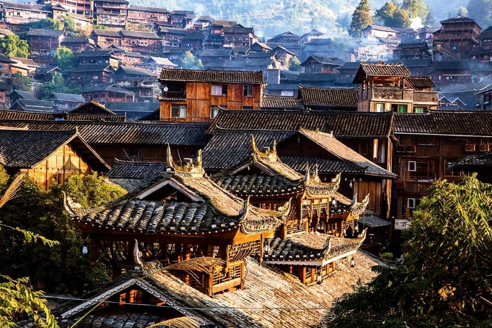 西江千户苗寨 | 干栏式建筑的"活化石" 走进西江千户苗寨 最引人注目